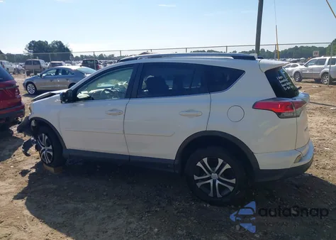 2017 Toyota Rav4 Le z USA, uszkodzony, nr VIN JTMZFREV8HJ124053